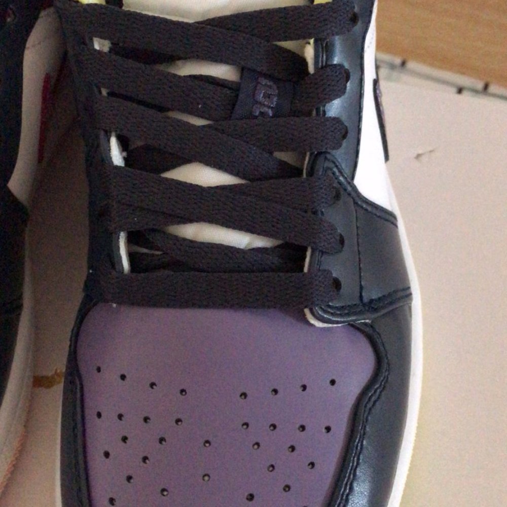 Air Jordan 1 Womens Size7 DJ4342 - Picture 9 of 10